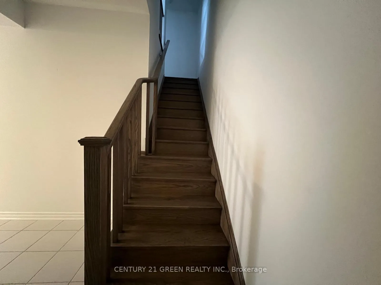 Photo 6 of 39 Keppel Circle, Brampton, Northwest Brampton — HOMEH