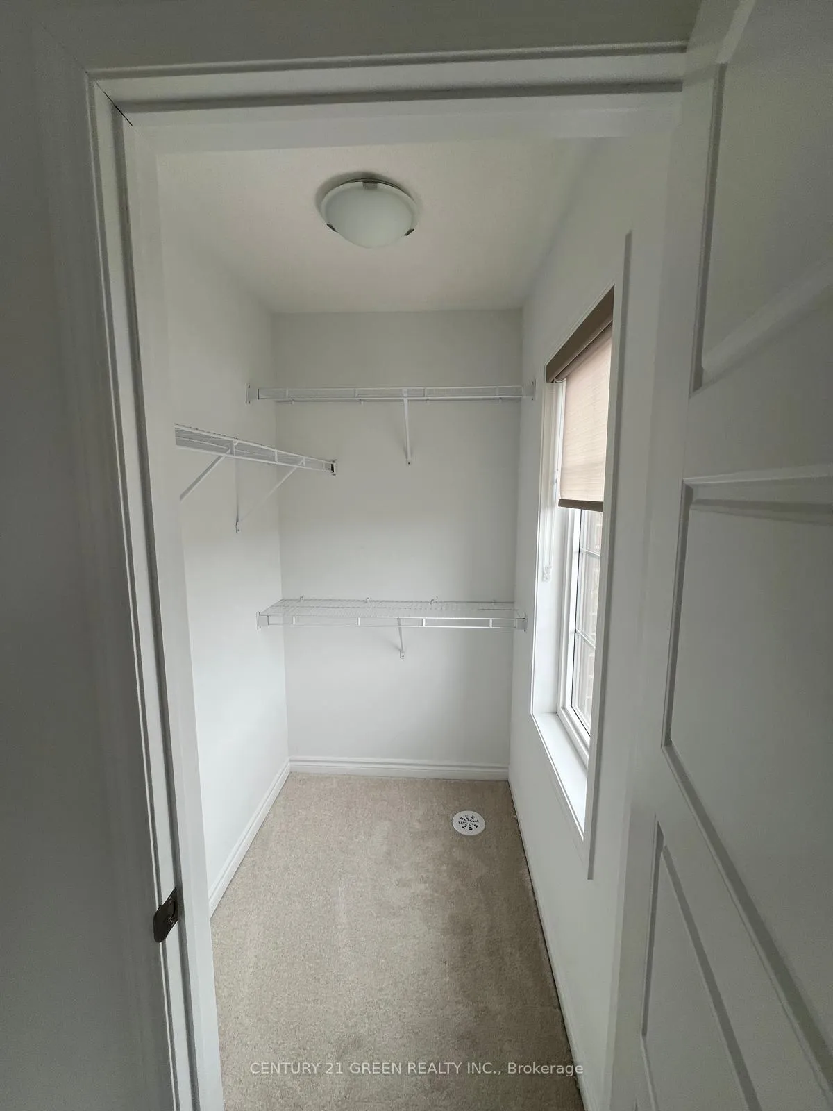 Photo 13 of 39 Keppel Circle, Brampton, Northwest Brampton — HOMEH