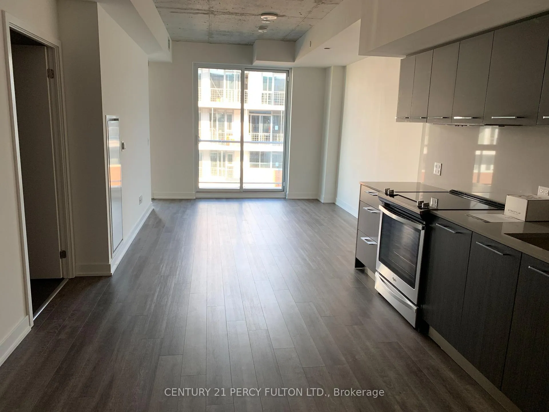 Photo 2 of Unit 818, 15 Baseball Place, Toronto, South Riverdale — HOMEH