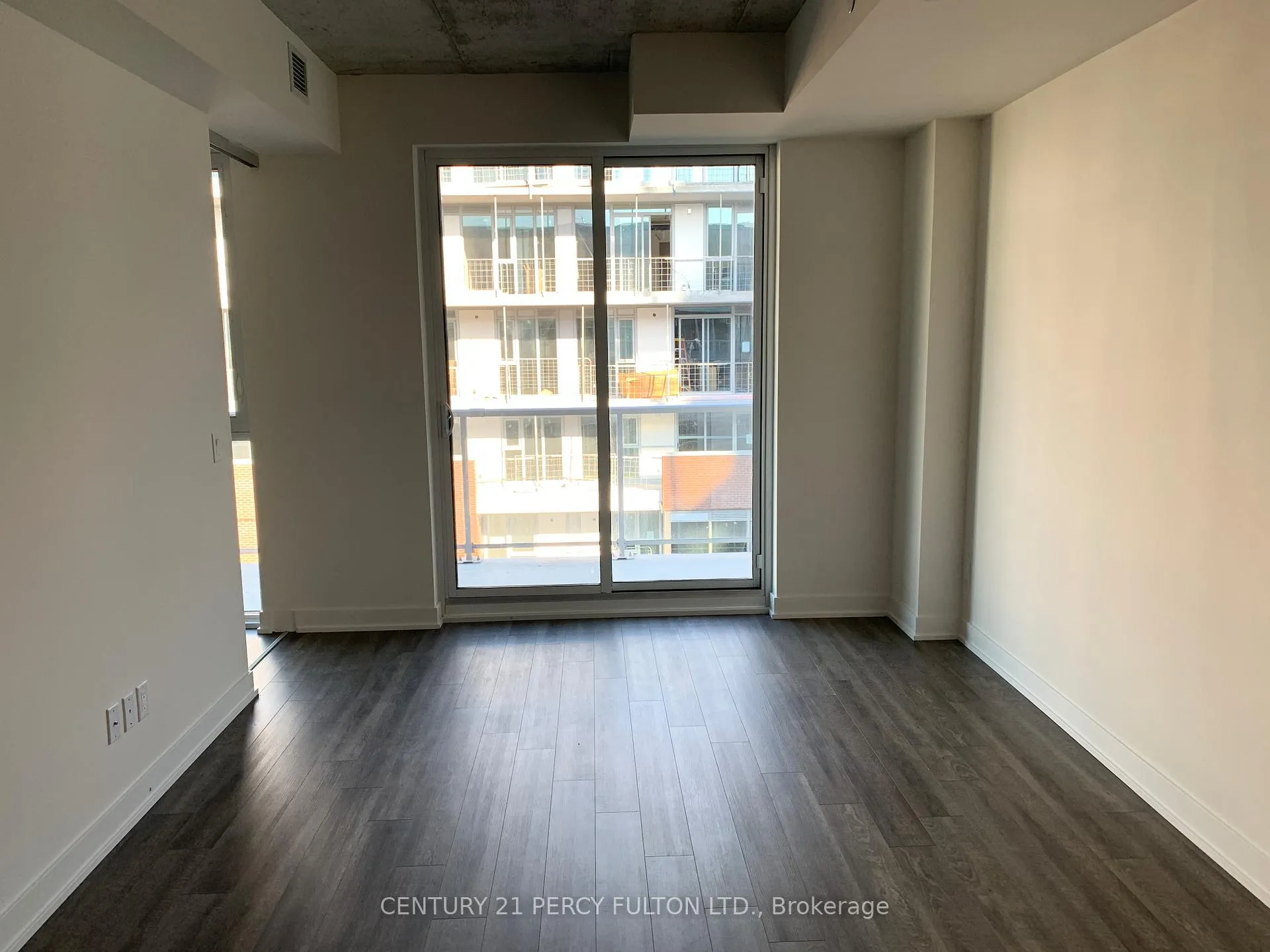 Photo 3 of Unit 818, 15 Baseball Place, Toronto, South Riverdale — HOMEH