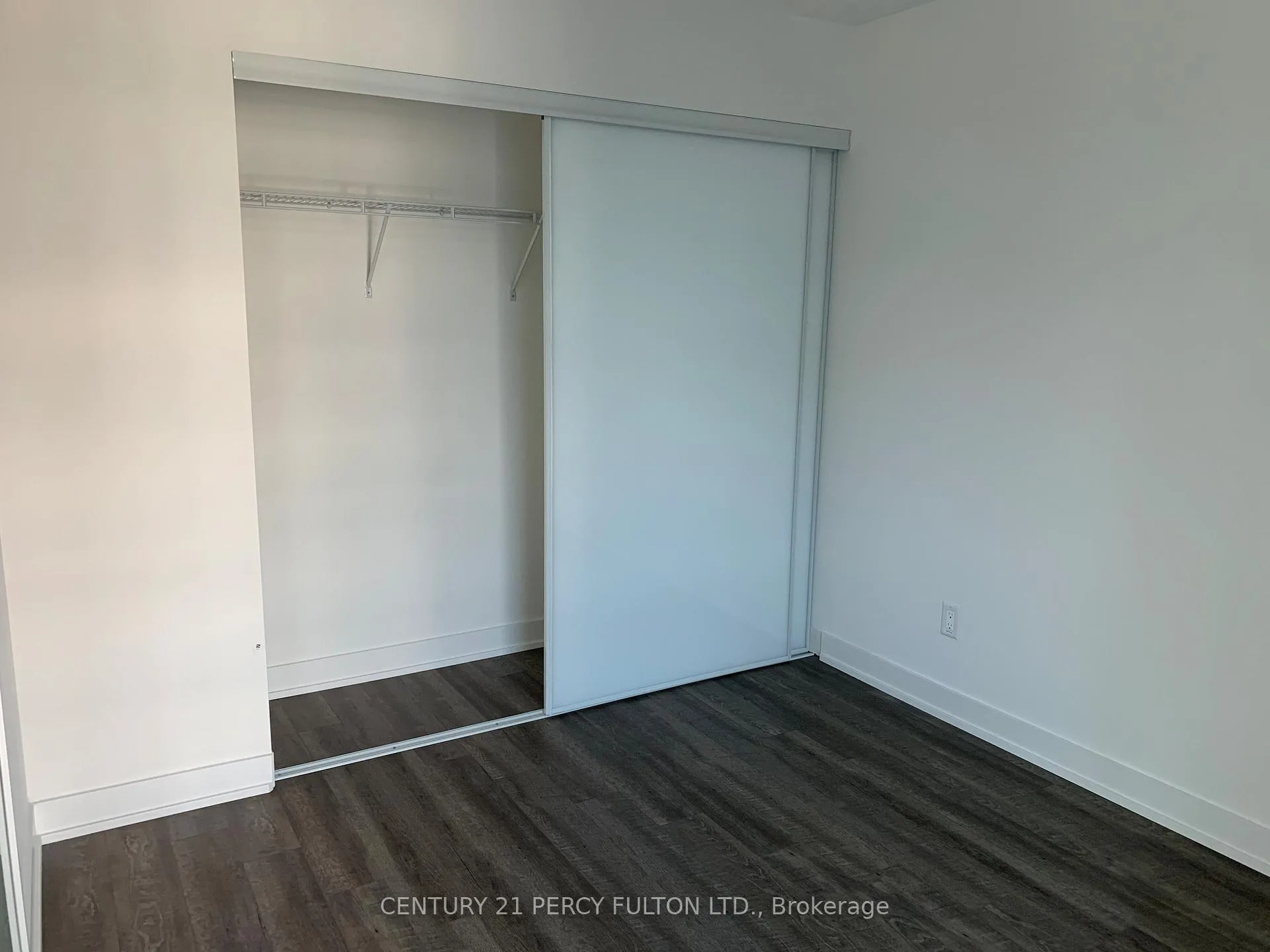 Photo 6 of Unit 818, 15 Baseball Place, Toronto, South Riverdale — HOMEH