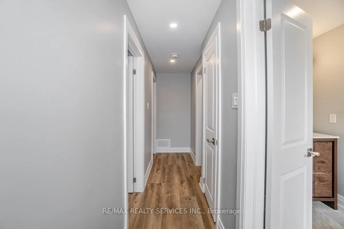Photo 6 of 156 Vodden Street E, Brampton, Brampton North — HOMEH