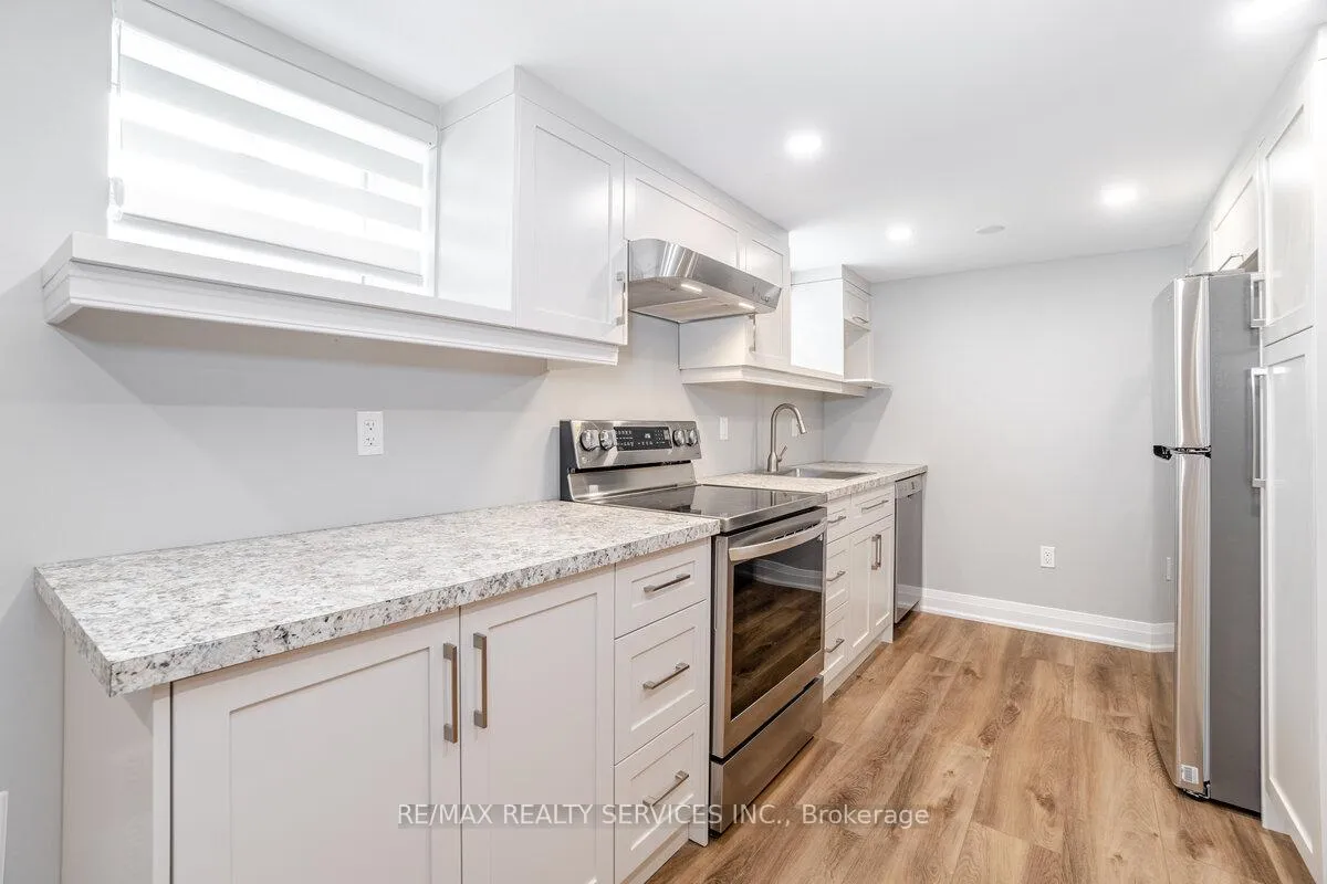 Photo 25 of 156 Vodden Street E, Brampton, Brampton North — HOMEH