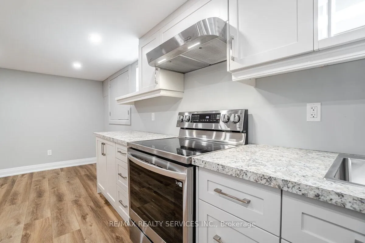 Photo 26 of 156 Vodden Street E, Brampton, Brampton North — HOMEH