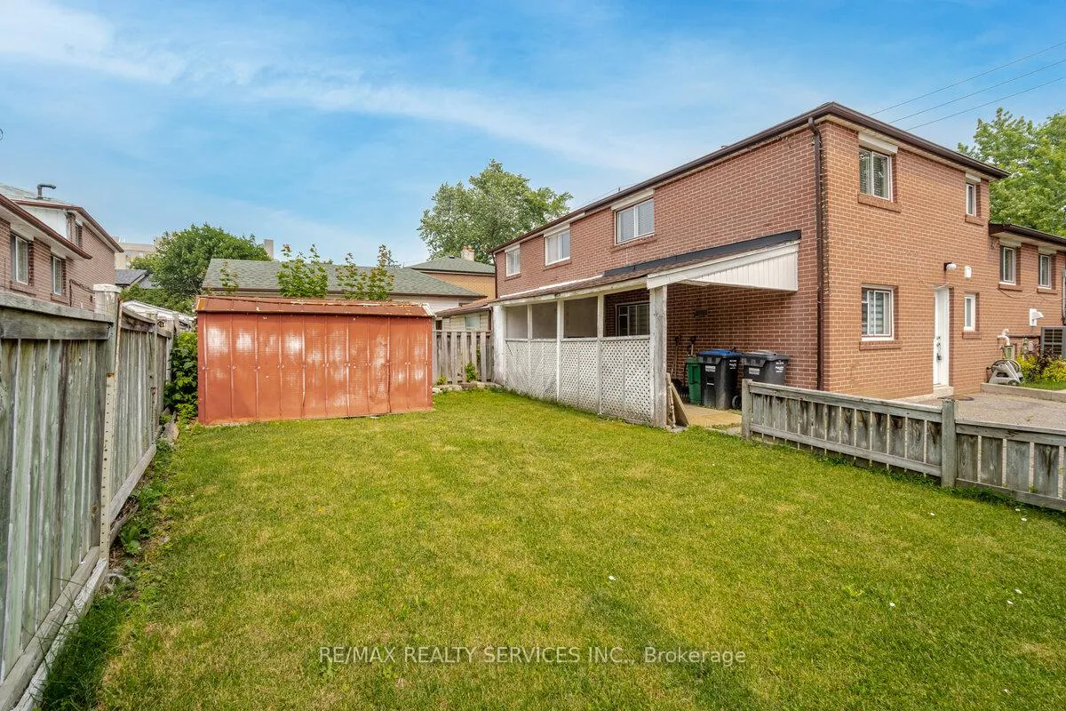Photo 30 of 156 Vodden Street E, Brampton, Brampton North — HOMEH