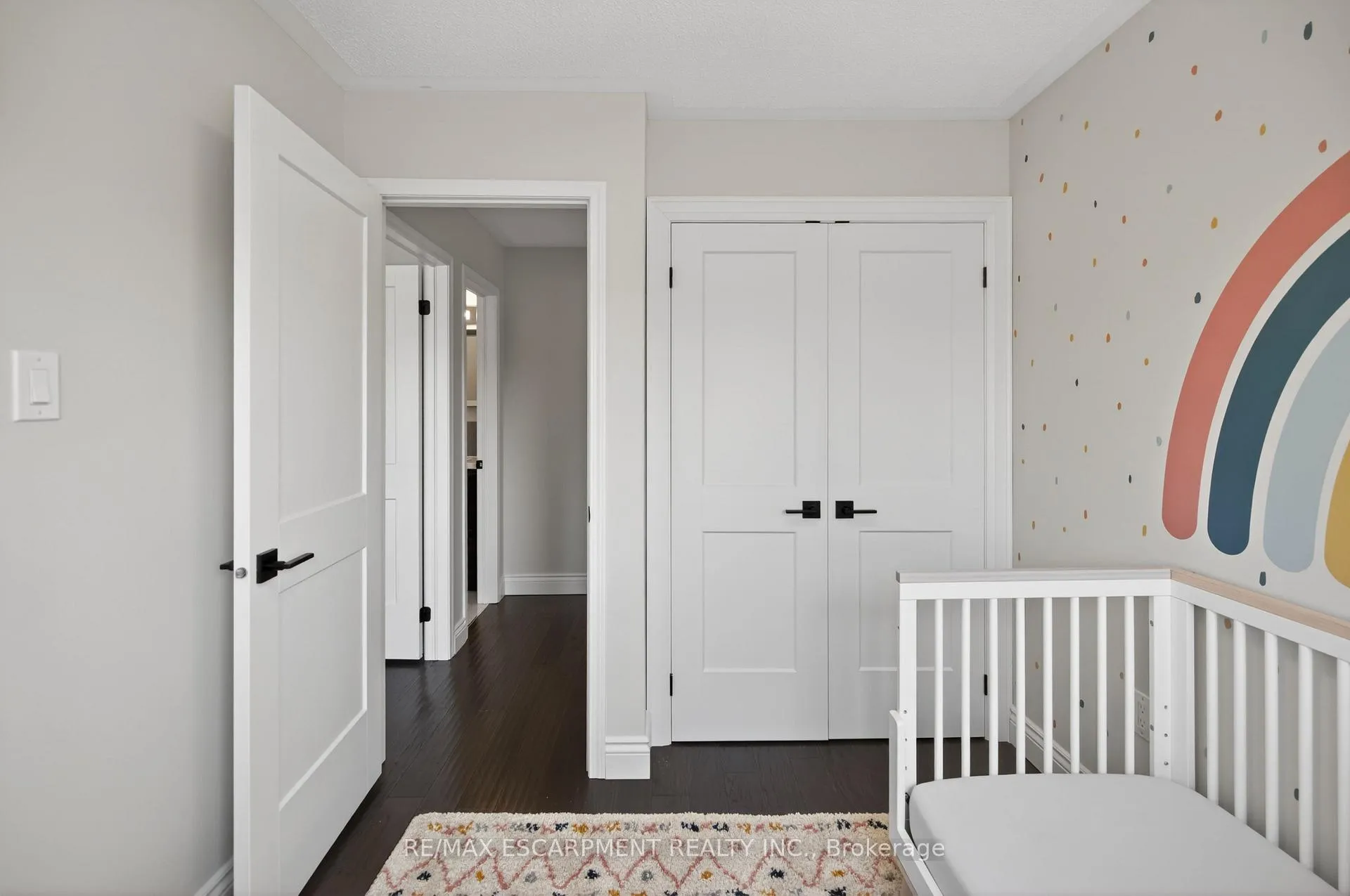 Photo 15 of 5135 Dryden Avenue, Burlington, Orchard — HOMEH
