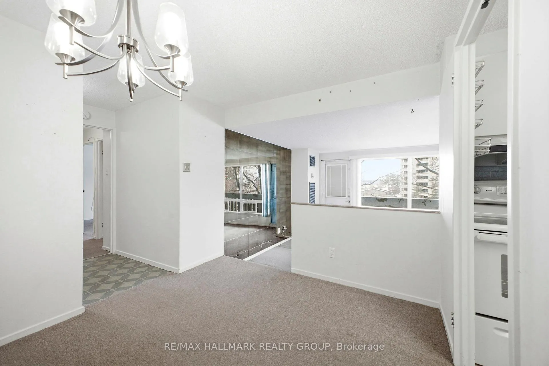 Photo 10 of Unit 315, 1100 Ambleside Drive, Ottawa, Woodroffe — HOMEH