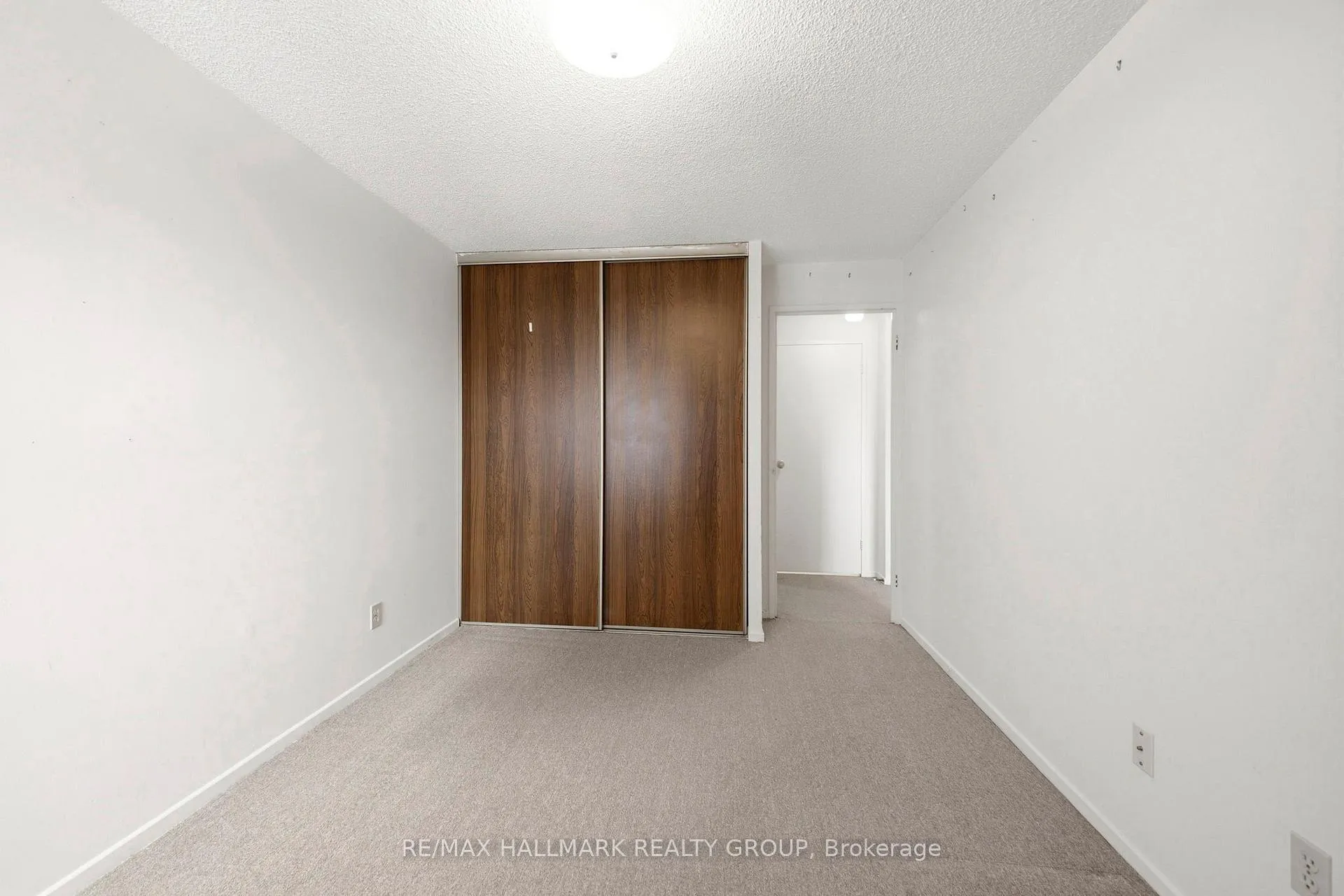 Photo 19 of Unit 315, 1100 Ambleside Drive, Ottawa, Woodroffe — HOMEH
