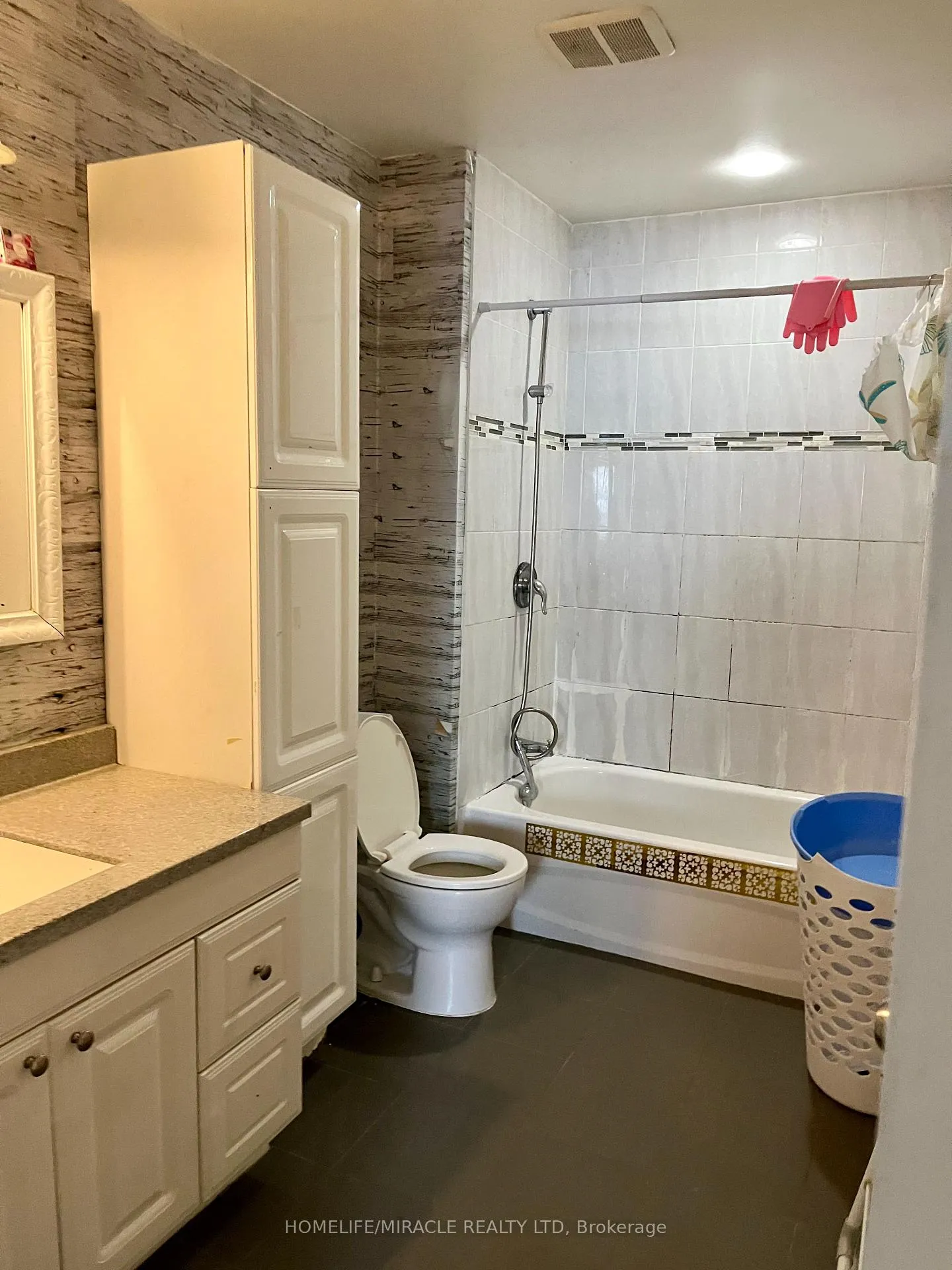 Photo 10 of 61 Greenbriar Road, Brampton, Northgate — HOMEH