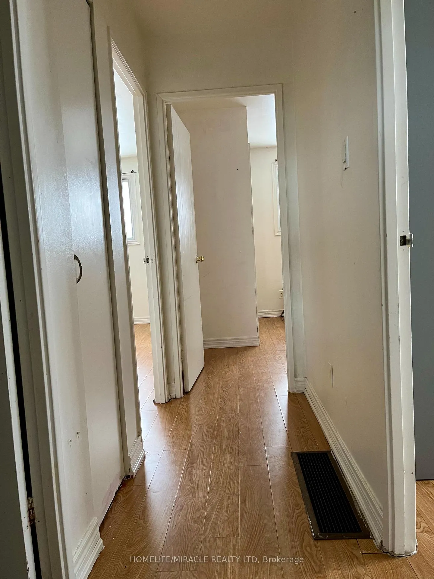 Photo 15 of 61 Greenbriar Road, Brampton, Northgate — HOMEH
