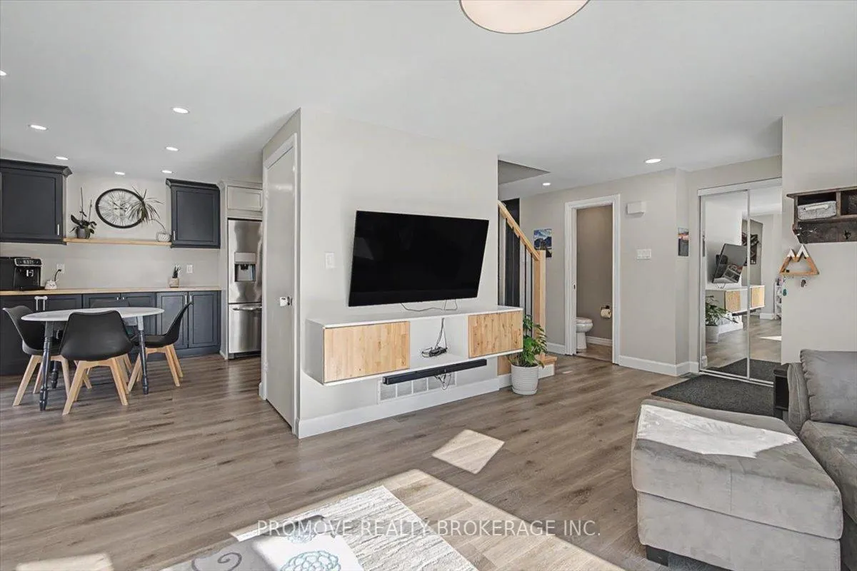 Photo 6 of 4 St Arnaud Street, Guelph, Junction/Onward Willow — HOMEH