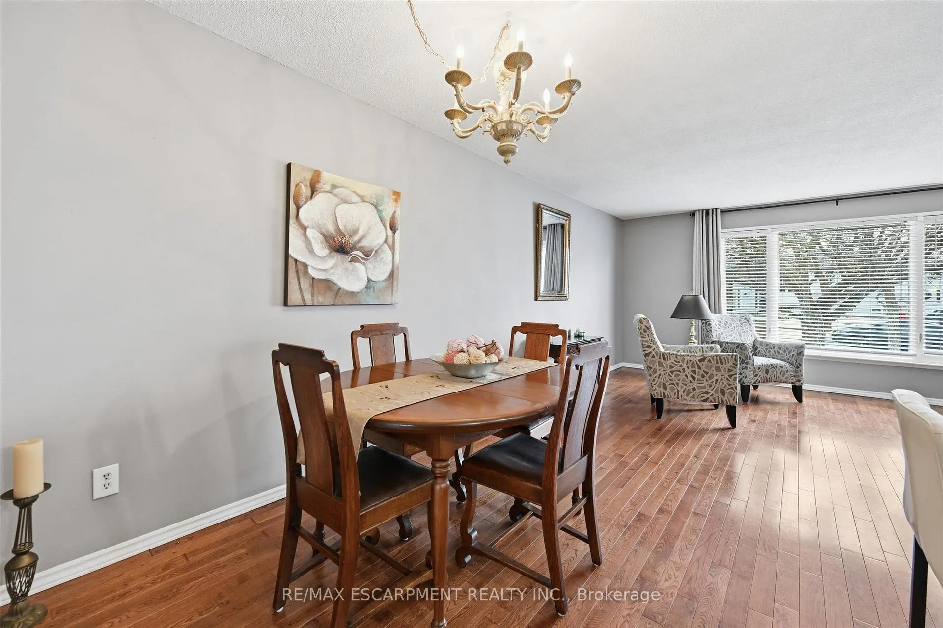Photo 15 of 2223 Manchester Drive, Burlington, Brant Hills — HOMEH