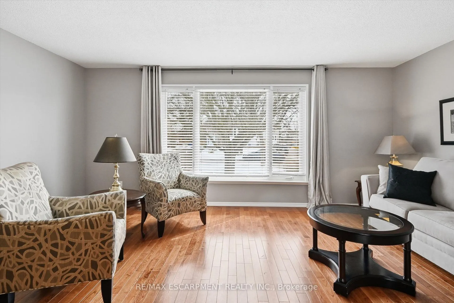 Photo 21 of 2223 Manchester Drive, Burlington, Brant Hills — HOMEH