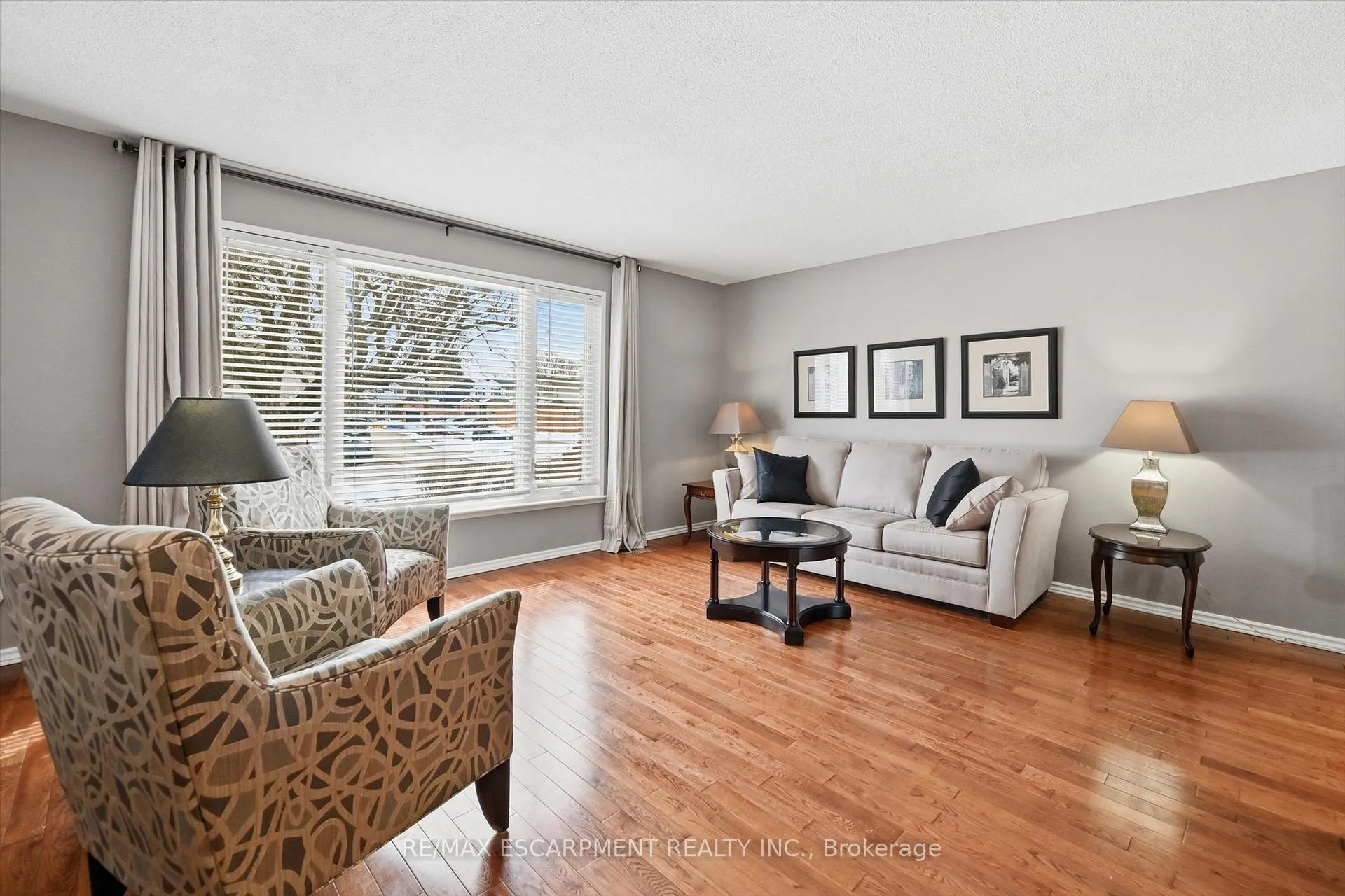 Photo 22 of 2223 Manchester Drive, Burlington, Brant Hills — HOMEH