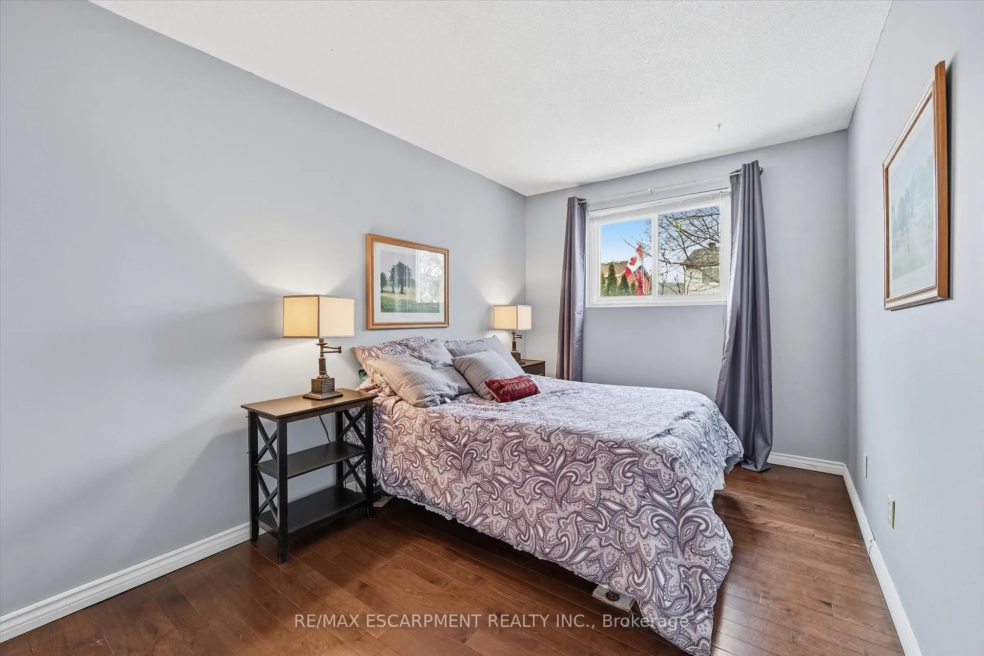 Photo 27 of 2223 Manchester Drive, Burlington, Brant Hills — HOMEH