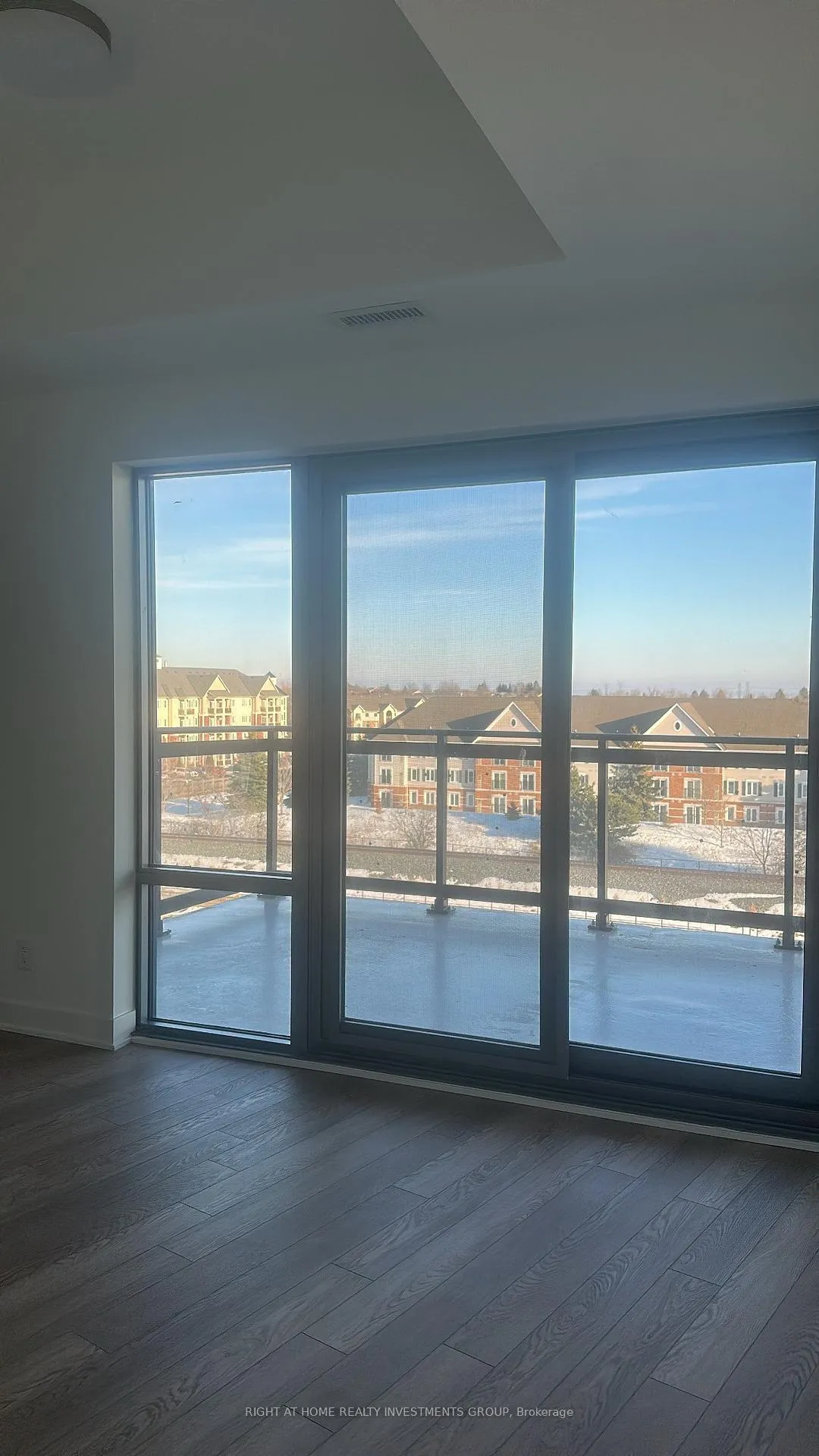 Photo 12 of Unit 529, 51 Clarington Boulevard, Clarington, Bowmanville — HOMEH