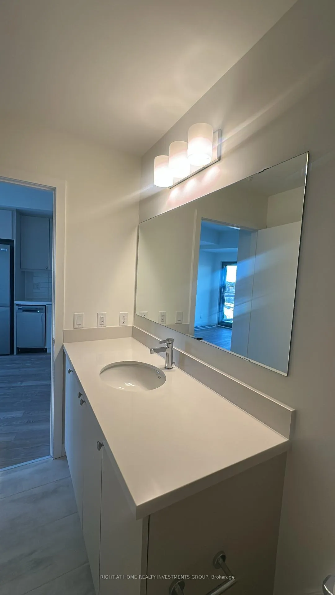 Photo 14 of Unit 529, 51 Clarington Boulevard, Clarington, Bowmanville — HOMEH