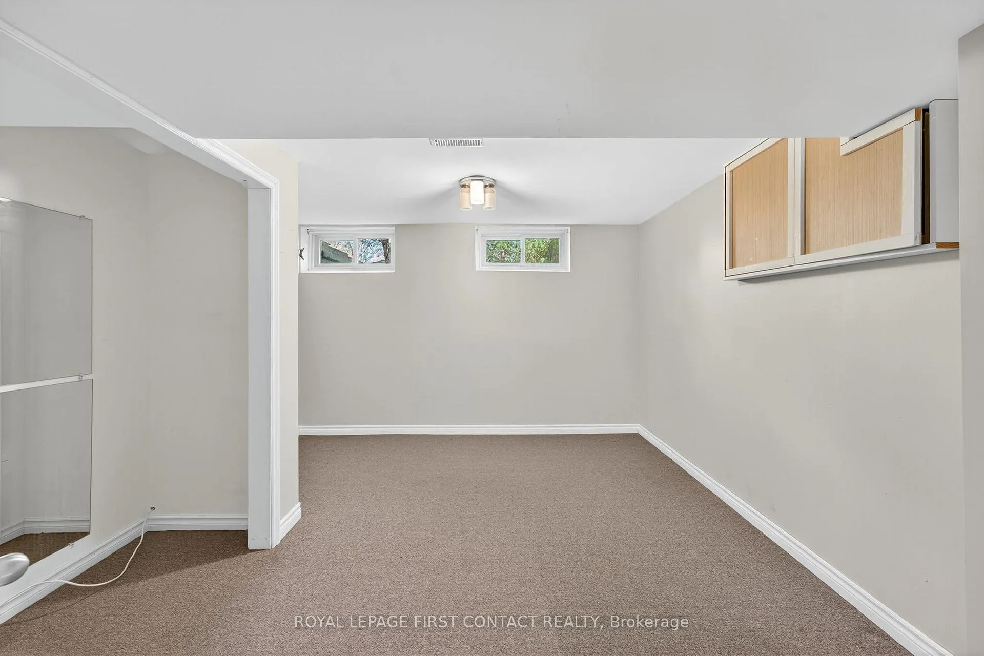 Photo 18 of 15 Rodney Street, Barrie, North Shore — HOMEH