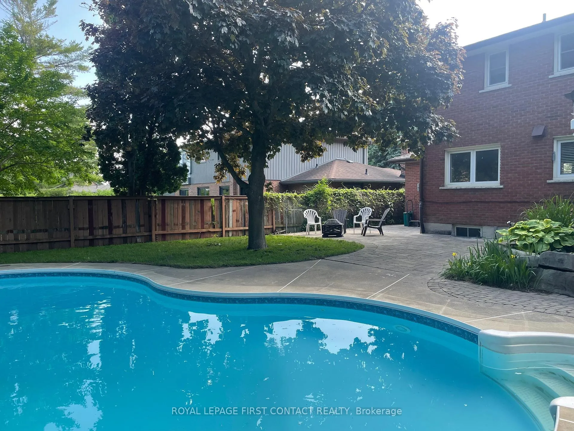 Photo 22 of 15 Rodney Street, Barrie, North Shore — HOMEH