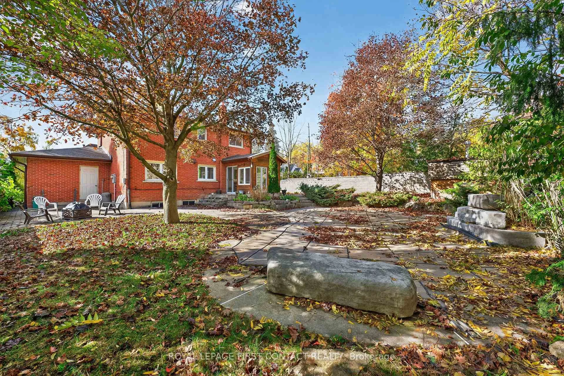 Photo 28 of 15 Rodney Street, Barrie, North Shore — HOMEH