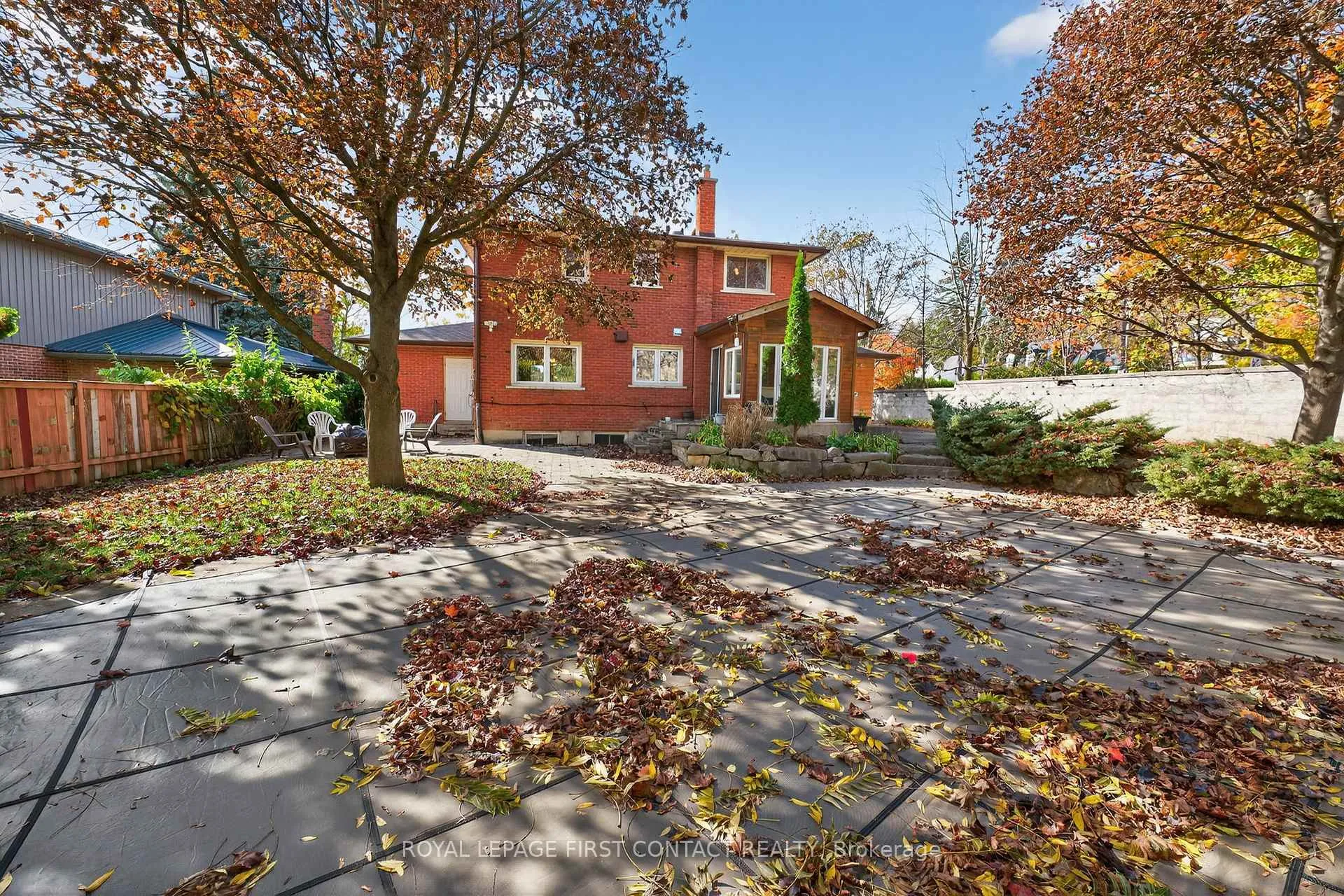 Photo 29 of 15 Rodney Street, Barrie, North Shore — HOMEH