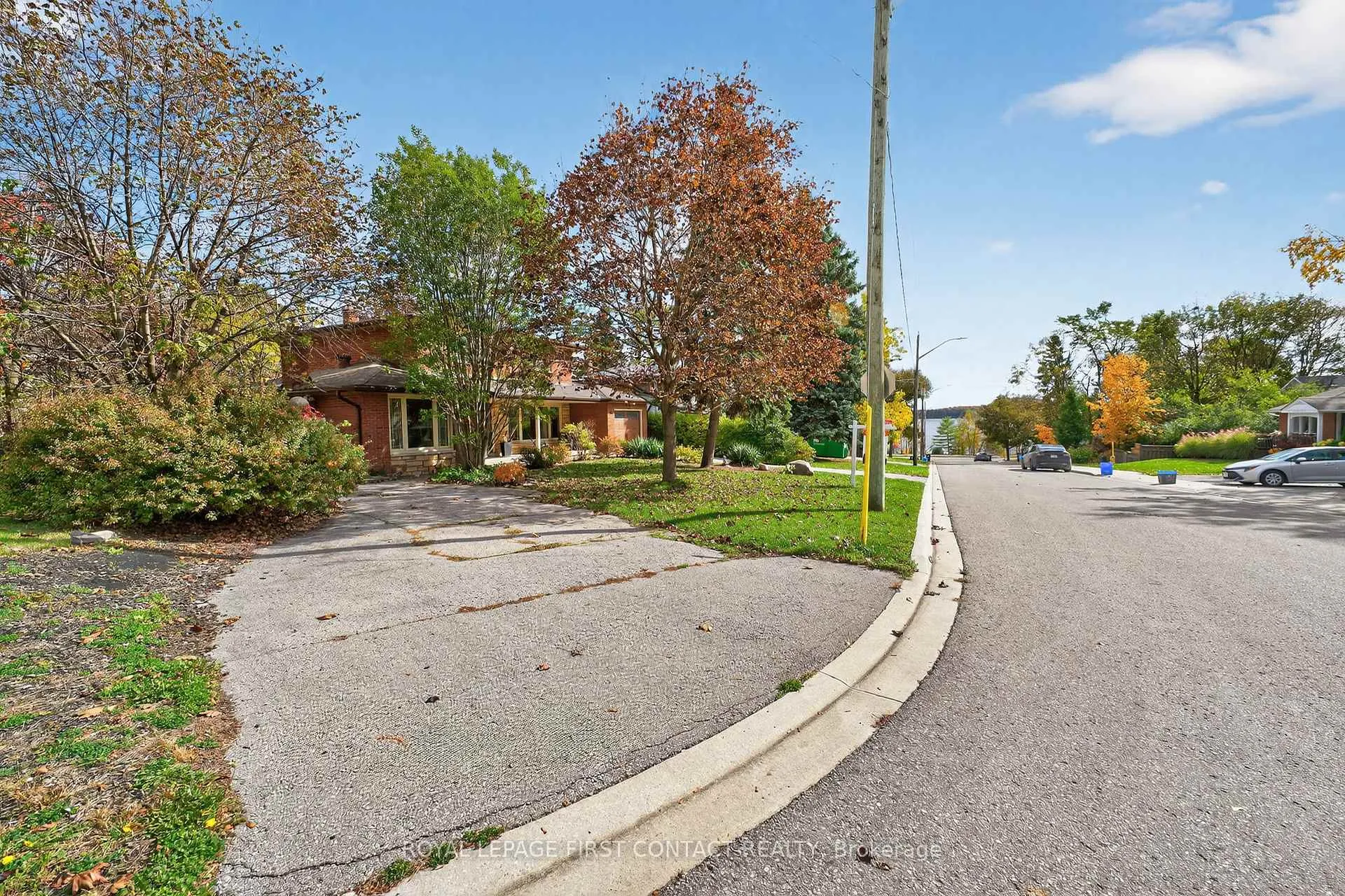 Photo 39 of 15 Rodney Street, Barrie, North Shore — HOMEH