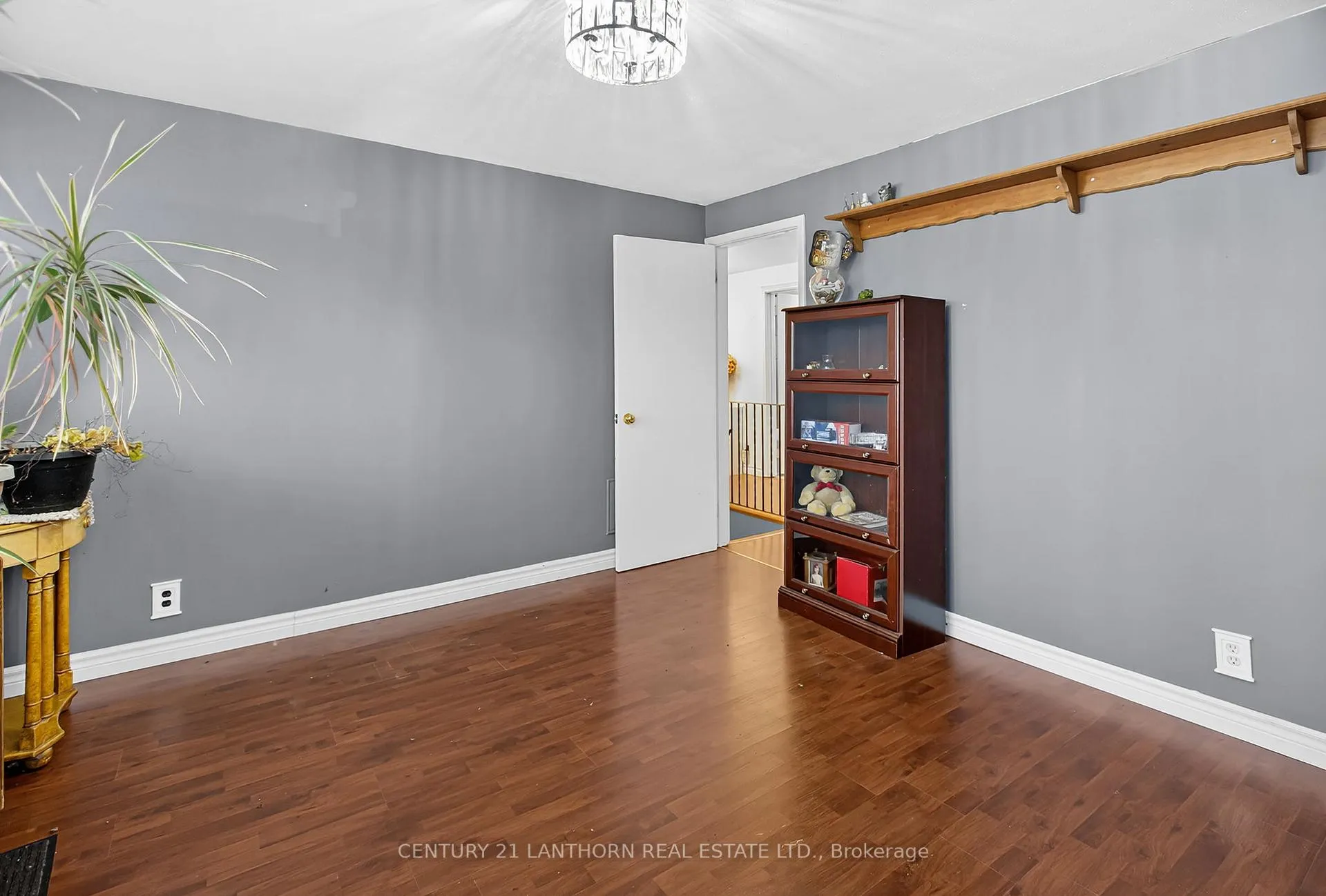 Photo 20 of 82 First Avenue, Quinte West, Trenton Ward — HOMEH