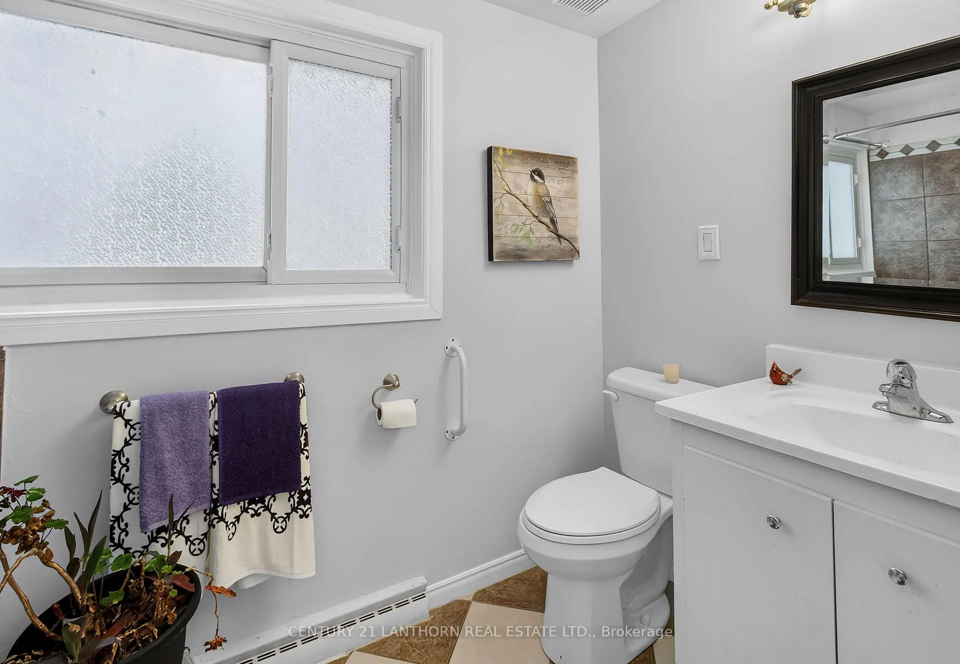 Photo 22 of 82 First Avenue, Quinte West, Trenton Ward — HOMEH