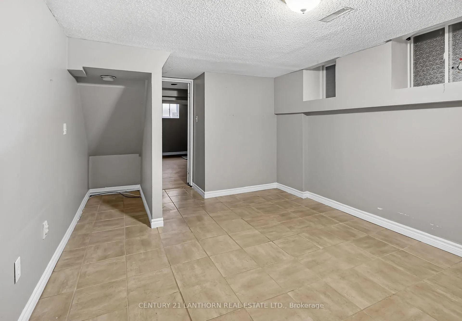 Photo 26 of 82 First Avenue, Quinte West, Trenton Ward — HOMEH