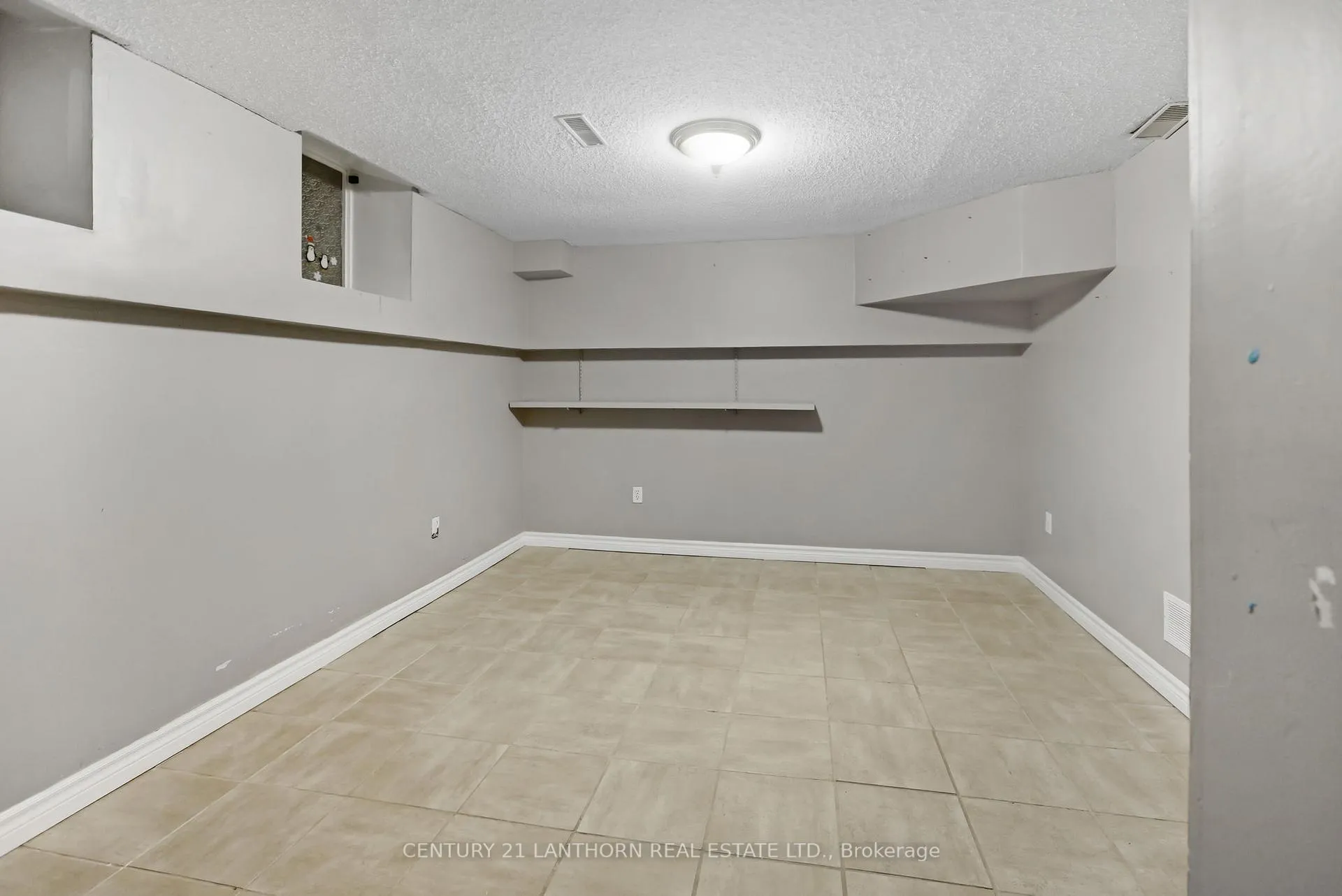 Photo 27 of 82 First Avenue, Quinte West, Trenton Ward — HOMEH