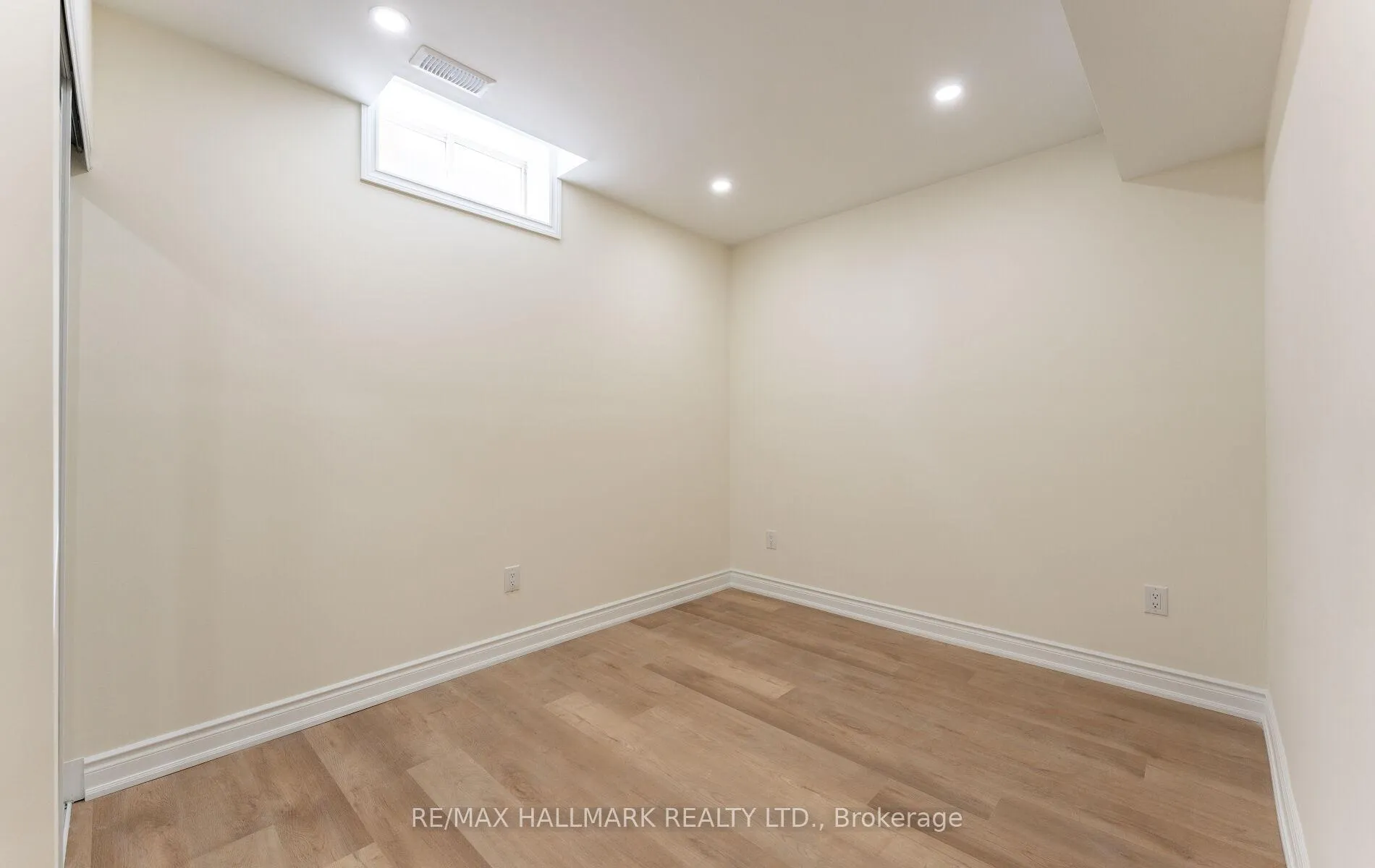 Photo 20 of 536 Highcliffe Drive, Vaughan, Uplands — HOMEH