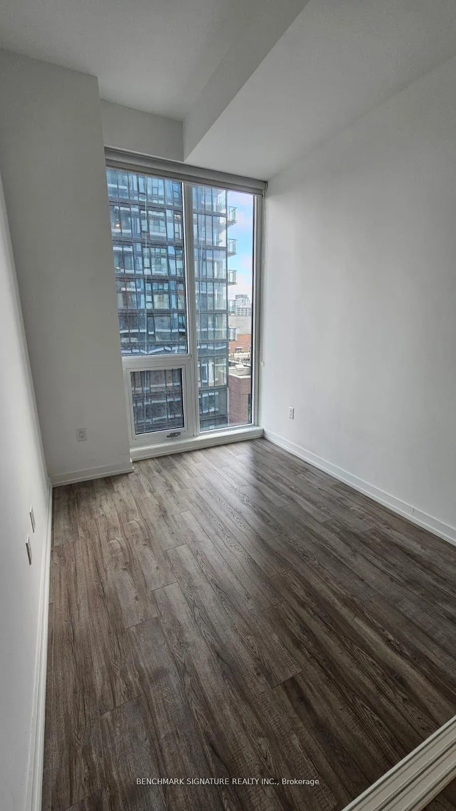 Photo 8 of Unit 910, 77 Shuter Street, Toronto, Church-Yonge Corridor — HOMEH