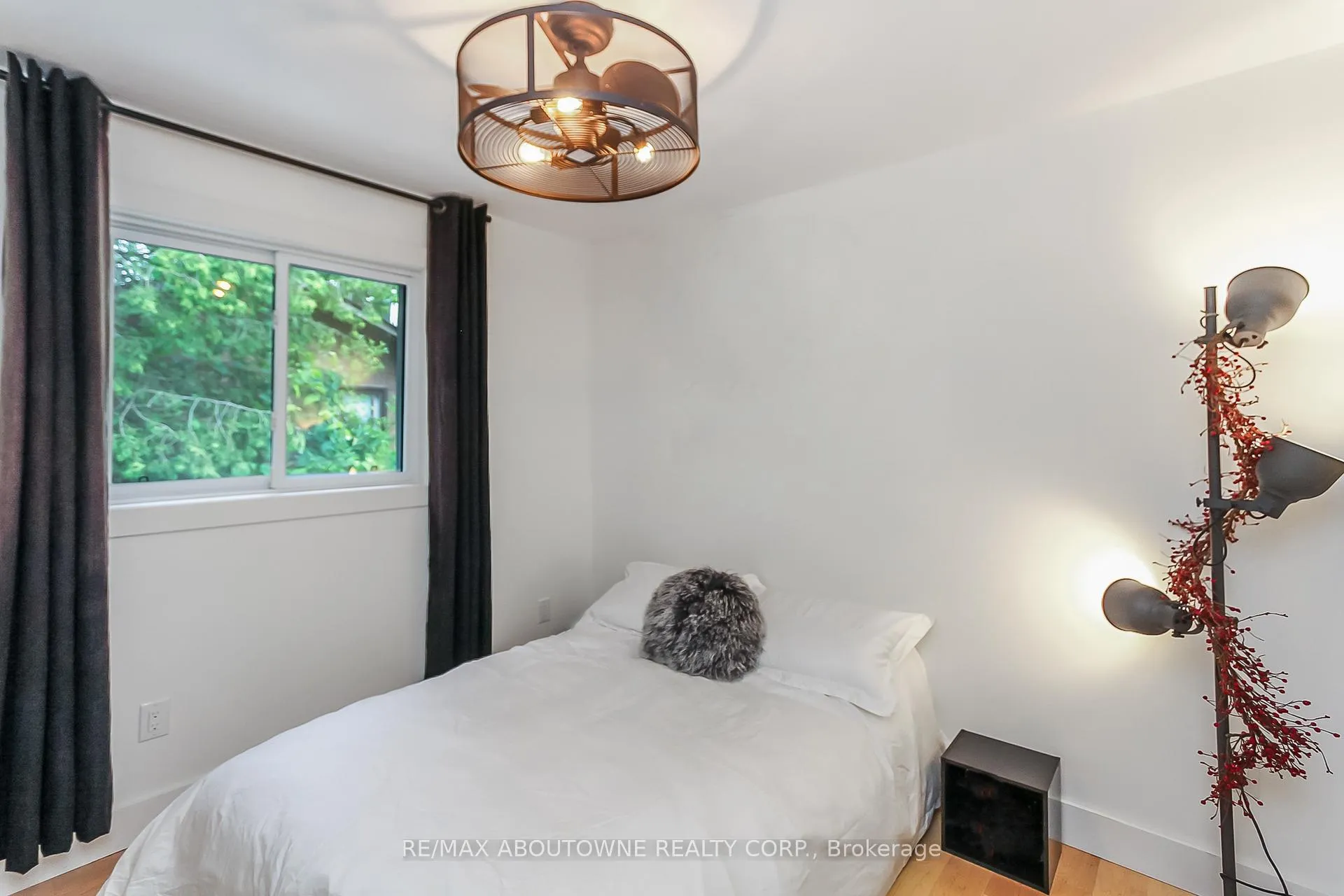 Photo 19 of 12 49TH Street N, Wasaga Beach — HOMEH