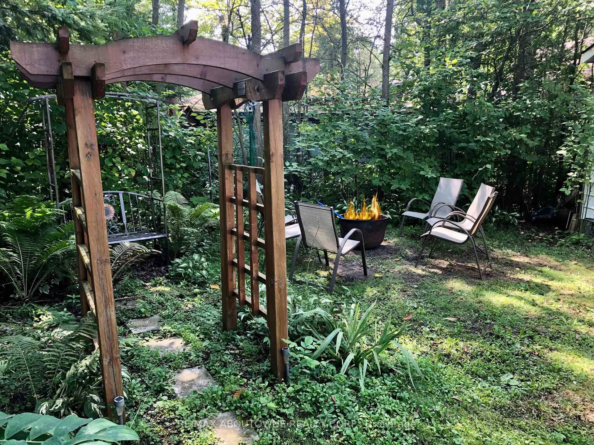 Photo 27 of 12 49TH Street N, Wasaga Beach — HOMEH