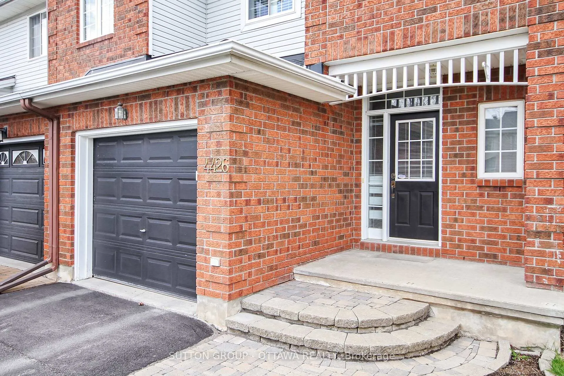 Photo 3 of 4426 Wildmint Square, Ottawa, Riverside South/Gloucester Glen — HOMEH
