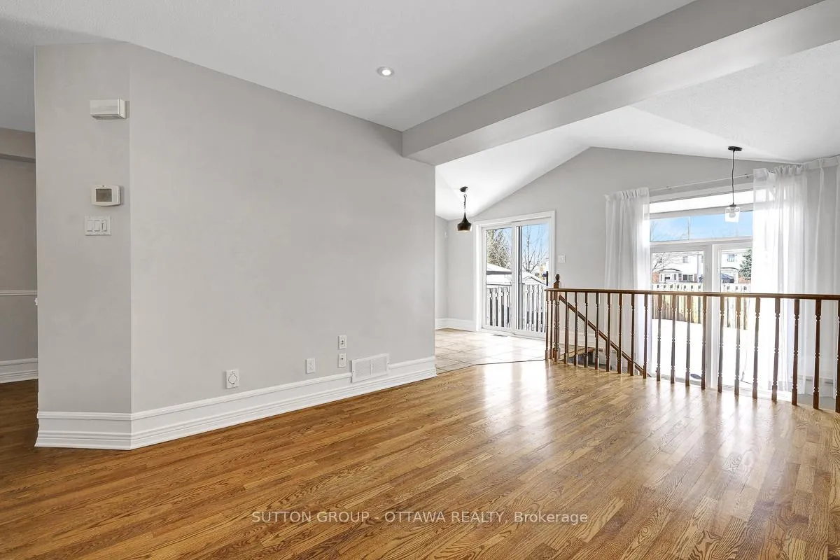 Photo 8 of 4426 Wildmint Square, Ottawa, Riverside South/Gloucester Glen — HOMEH