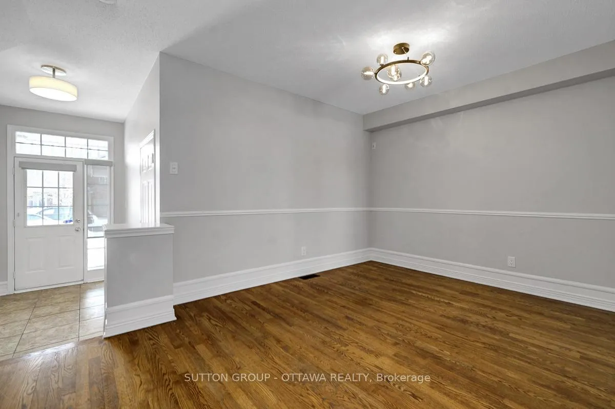 Photo 10 of 4426 Wildmint Square, Ottawa, Riverside South/Gloucester Glen — HOMEH