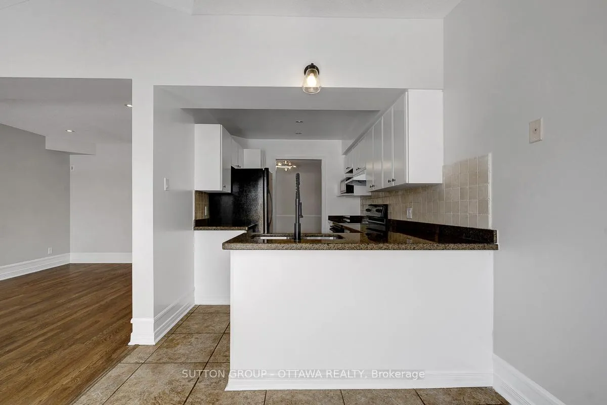 Photo 15 of 4426 Wildmint Square, Ottawa, Riverside South/Gloucester Glen — HOMEH