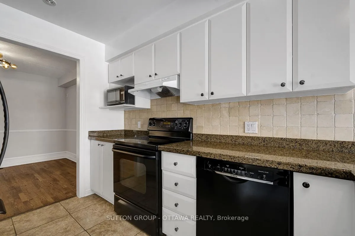 Photo 16 of 4426 Wildmint Square, Ottawa, Riverside South/Gloucester Glen — HOMEH