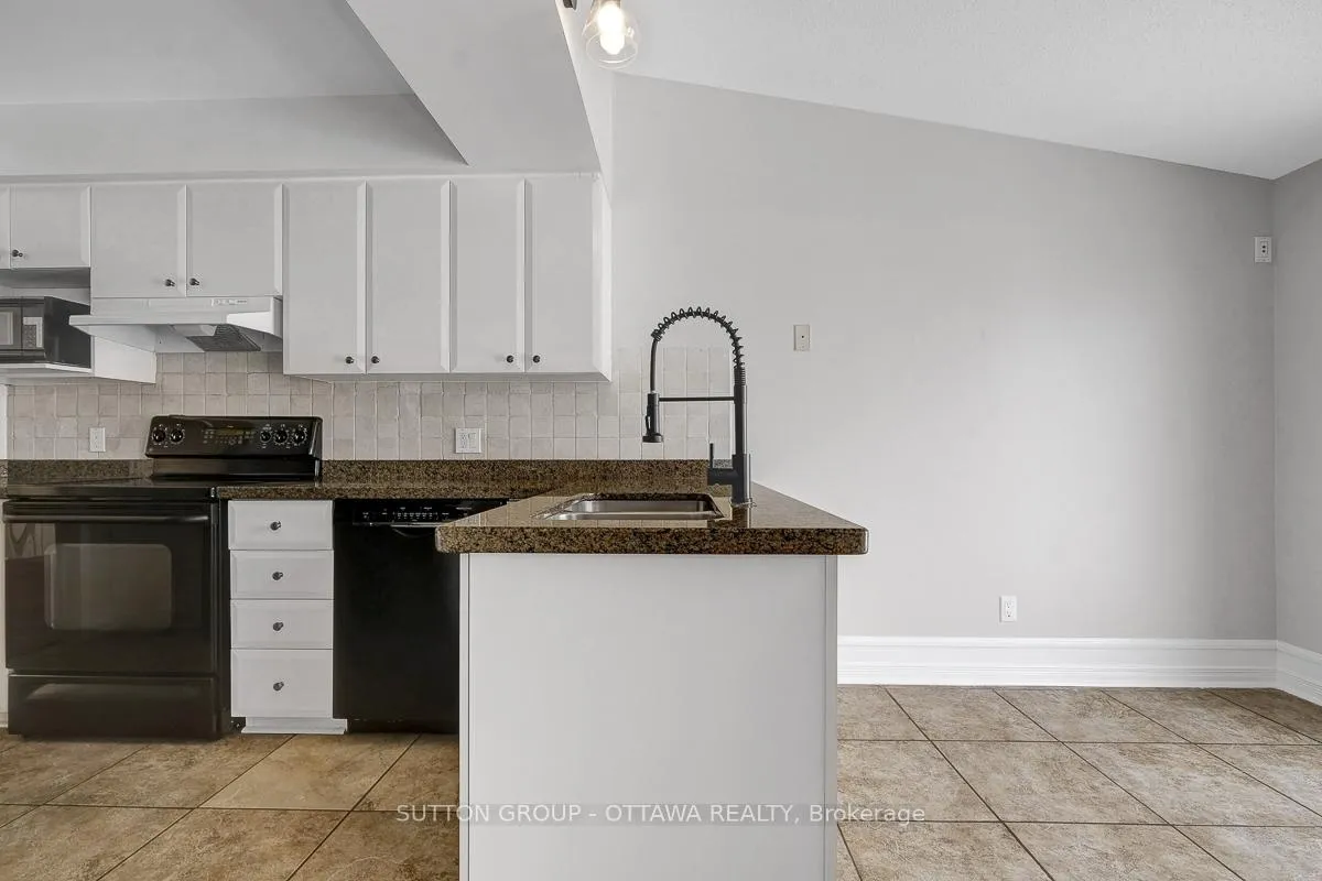 Photo 18 of 4426 Wildmint Square, Ottawa, Riverside South/Gloucester Glen — HOMEH