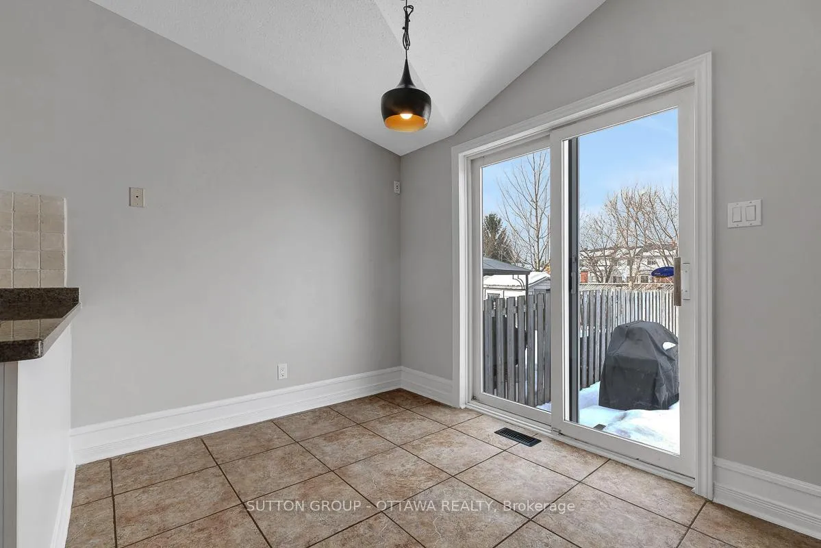 Photo 20 of 4426 Wildmint Square, Ottawa, Riverside South/Gloucester Glen — HOMEH