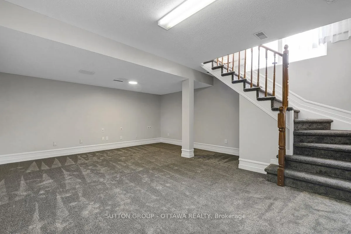 Photo 33 of 4426 Wildmint Square, Ottawa, Riverside South/Gloucester Glen — HOMEH