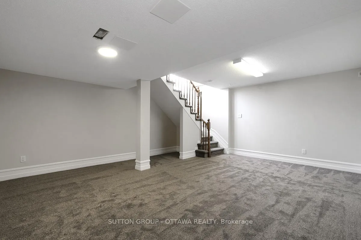 Photo 34 of 4426 Wildmint Square, Ottawa, Riverside South/Gloucester Glen — HOMEH