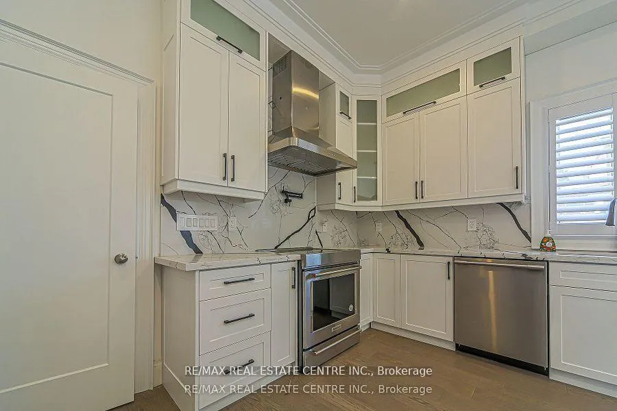 Photo 15 of 1 Hawthorn Crescent, Brampton, Westgate — HOMEH