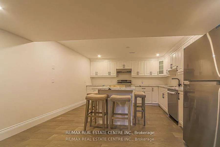 Photo 38 of 1 Hawthorn Crescent, Brampton, Westgate — HOMEH