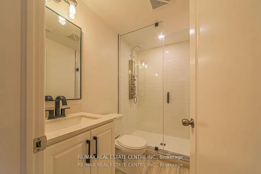 Photo 39 of 1 Hawthorn Crescent, Brampton, Westgate — HOMEH