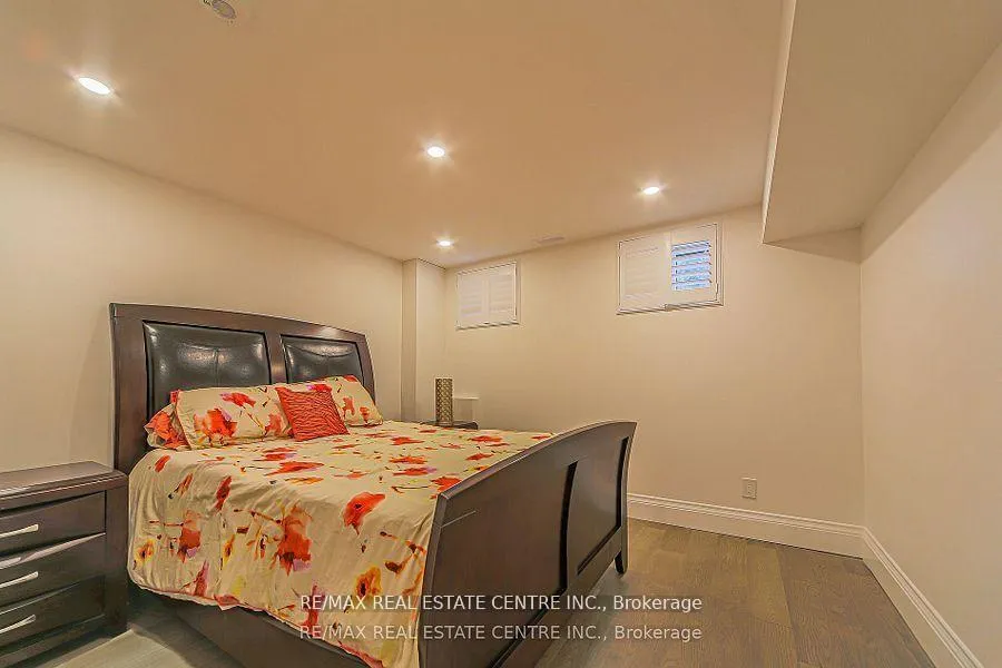 Photo 41 of 1 Hawthorn Crescent, Brampton, Westgate — HOMEH