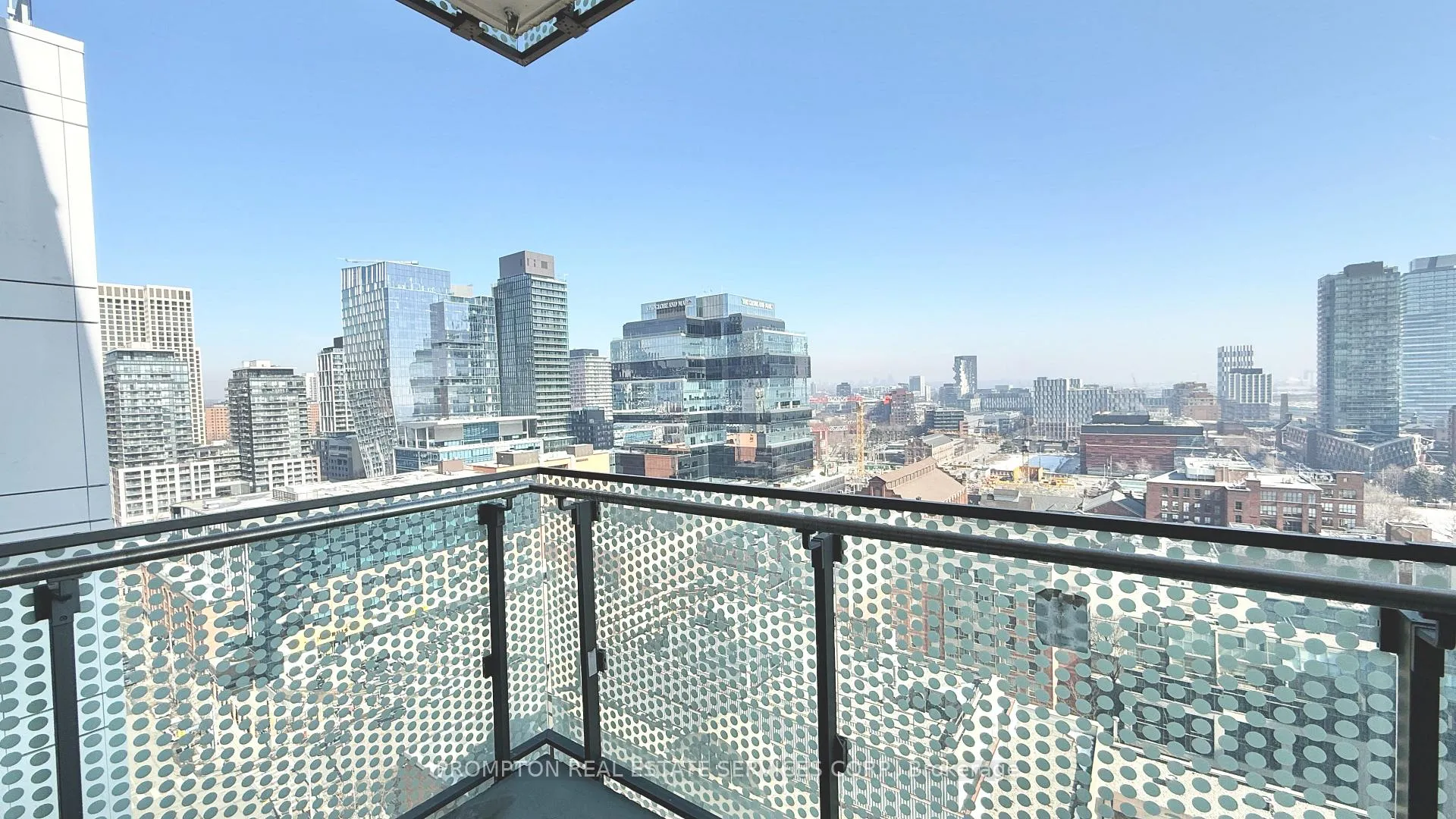 Photo 19 of Unit 1614, 60 Princess Street, Toronto, Waterfront Communities — HOMEH