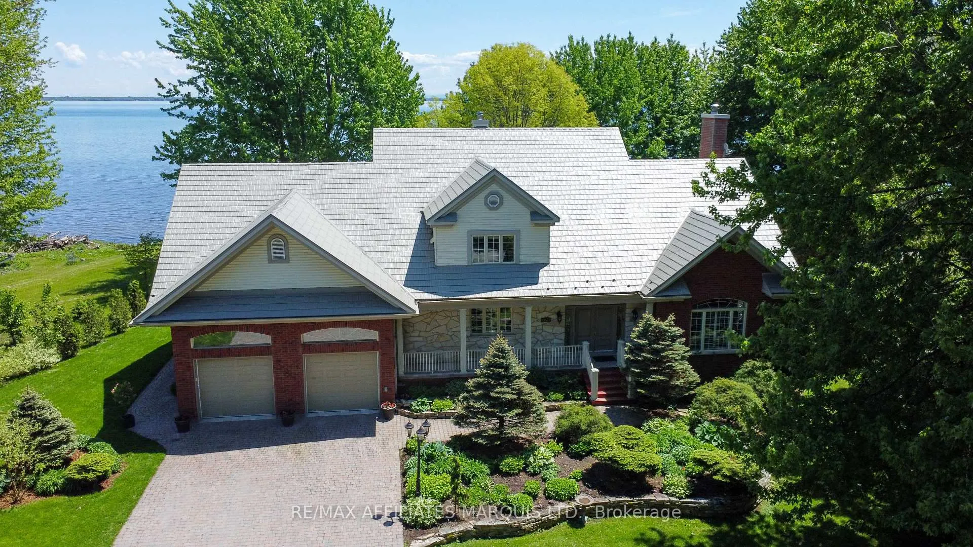Front of 20562 Old Montreal Road