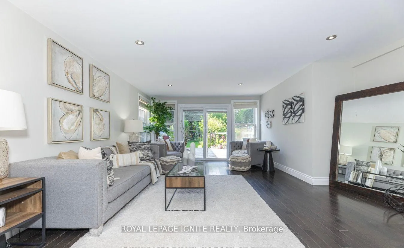 Photo 10 of 878 Strouds Lane, Pickering, Amberlea — HOMEH